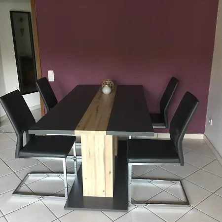 Friedsam Apartment *
