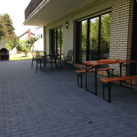 Friedsam Apartment *
